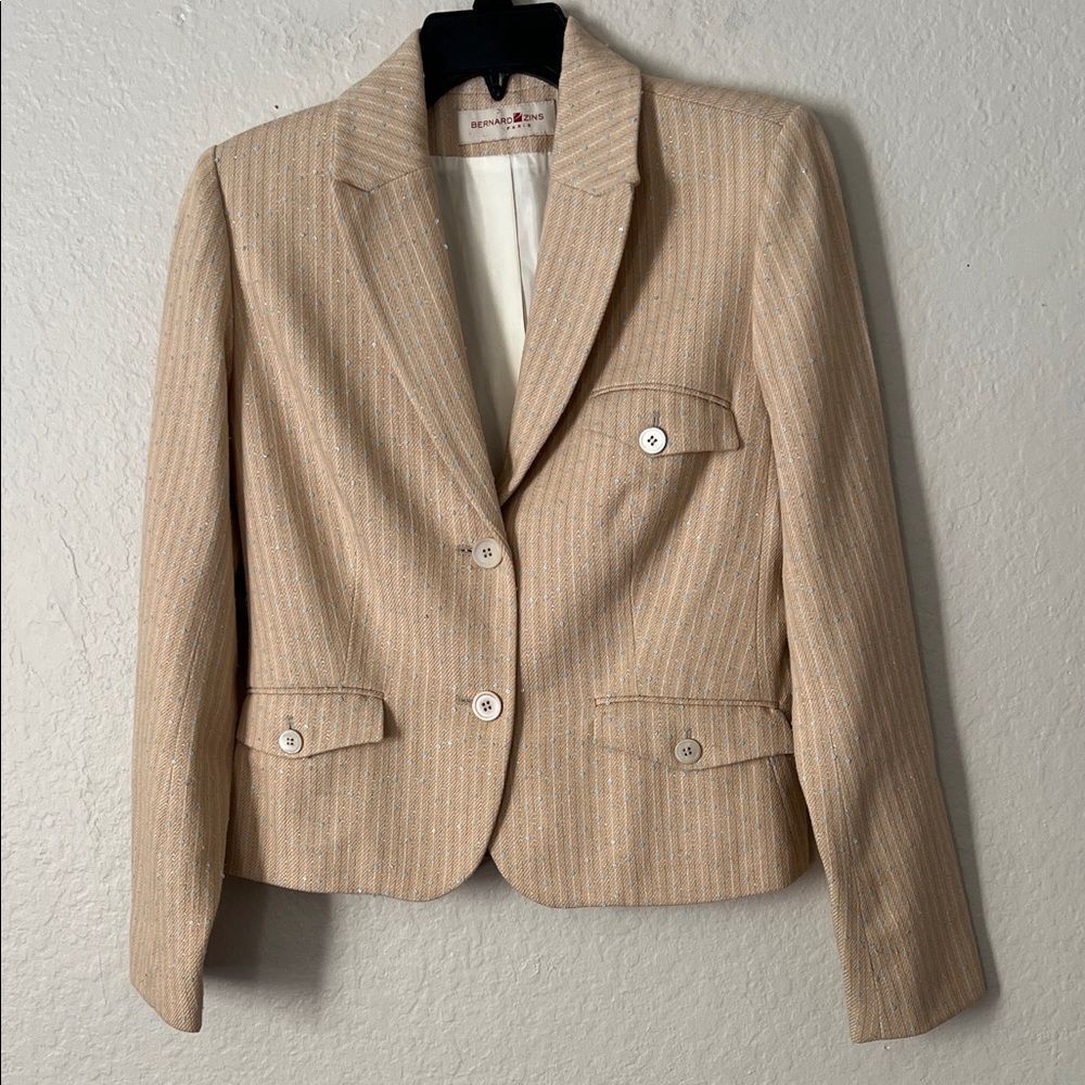 Like New! Bernard Zins Striped Tan with Light Blue Sequins Blazer Jacket Size 6
